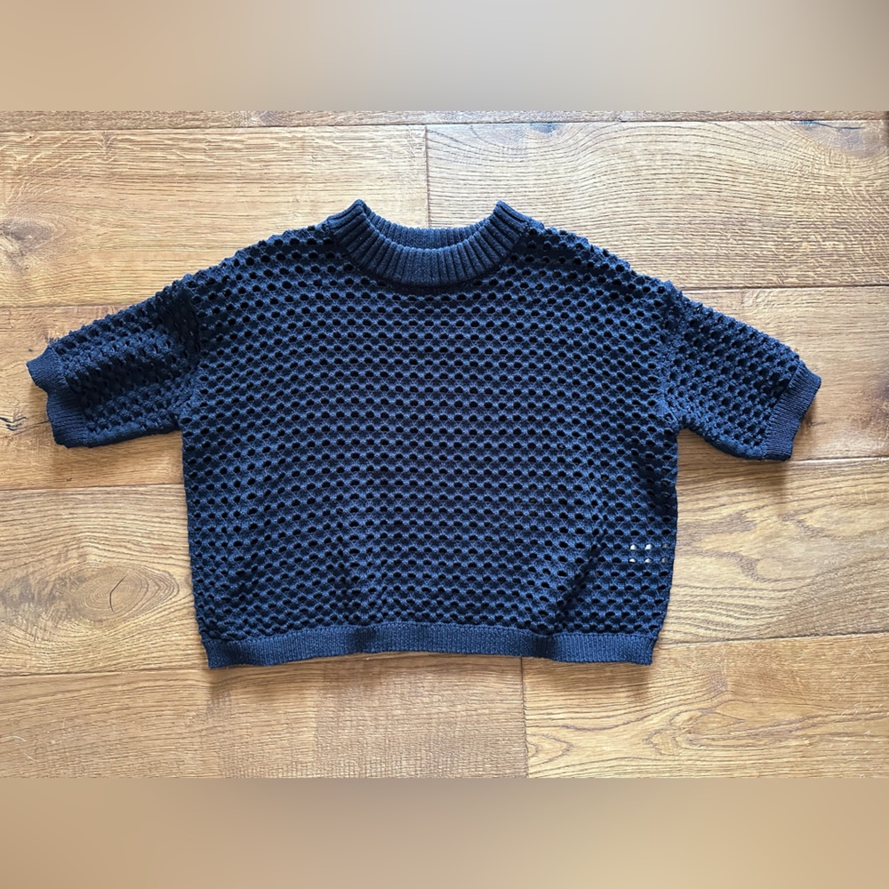 DR2 Women's Navy Textured Crewneck Top